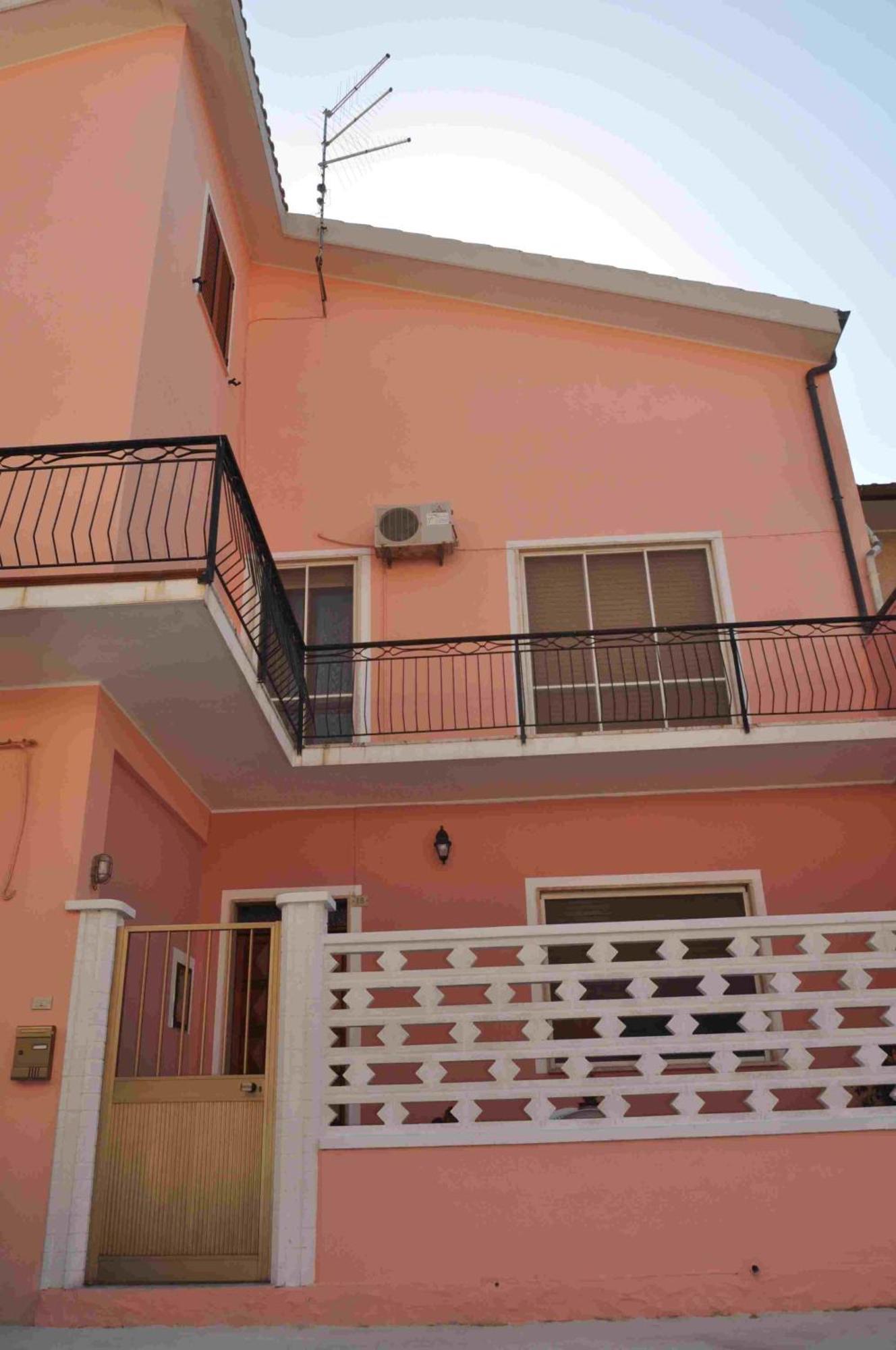 B&B Il Gabbiano SantʼAntìoco Dış mekan fotoğraf